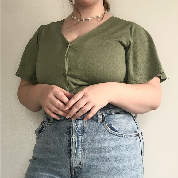 Green Crop Top - Picture 2 of 6